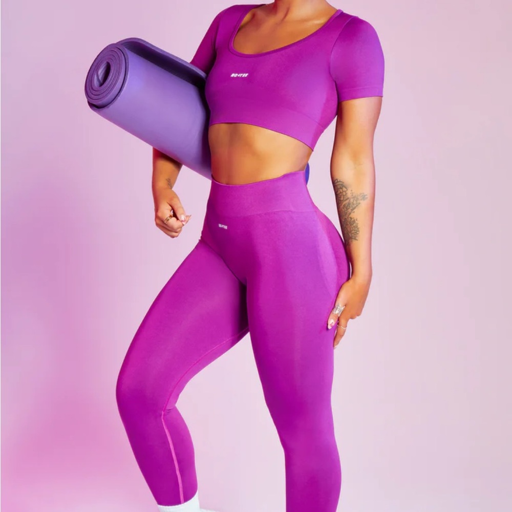 Bo and tee workout set